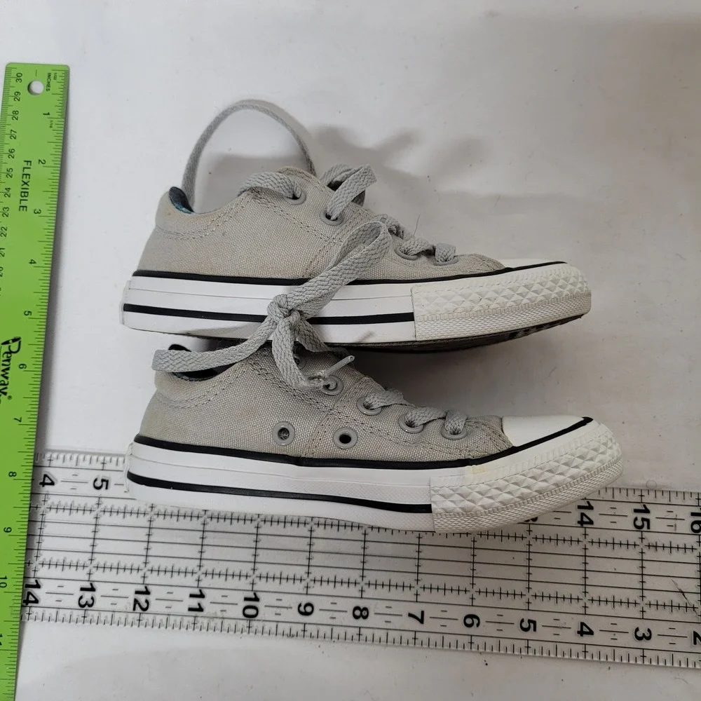 Converse Chuck Taylor All Star Grey Canvas Low Top Junior Sneakers 661913F